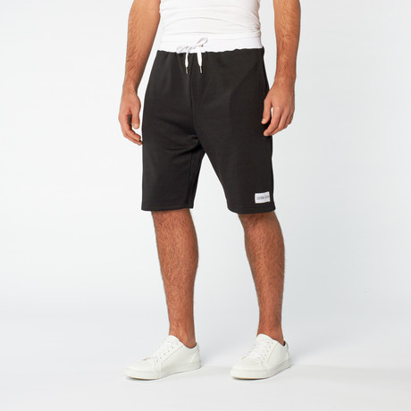 Crown Shorts Black // Black (S)