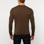 The Hollis Long-Sleeve Crew Neck Tee // Pure Dirt Heather (L)