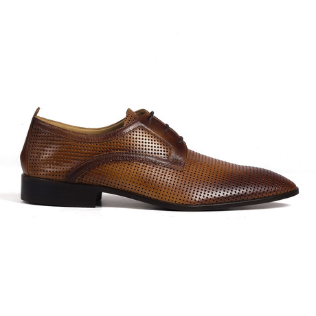 Perforated Derby // Brown (Euro: 40)