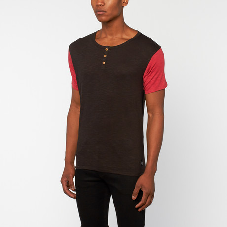 Short-Sleeve Slub Contrast Henley // Red + Black (S)