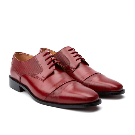 Eleganza // Lace-Up Cap Toe // Burgundy (US: 8)