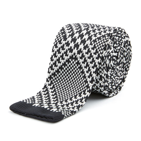Knit Tie + Tie Bar // White + Black