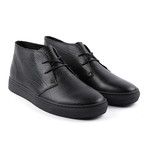 Clyde Chukka // Black (US: 10)