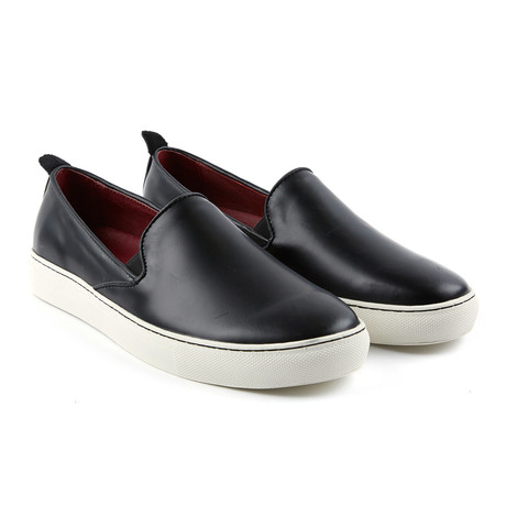 Angelo Slip-On // Black (US: 8)