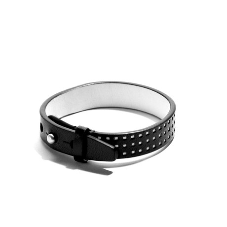 Single Wrap Perforated // Black