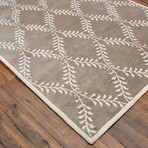 Moroccan Trellis Empire Scroll // Beige
