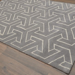 Modern Marvel Arrows // Beige (5' L x 8' H)
