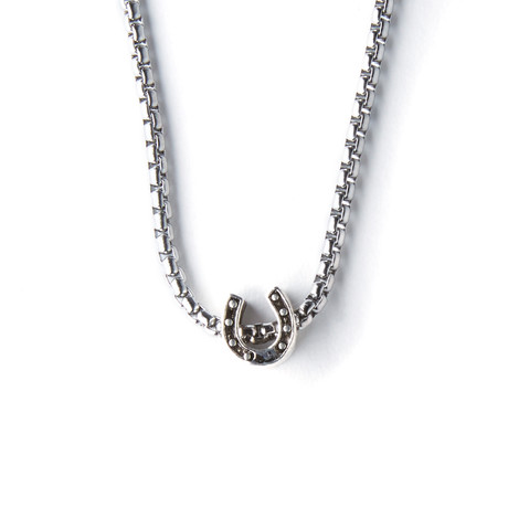 Metal Horseshoe Necklace // Silver