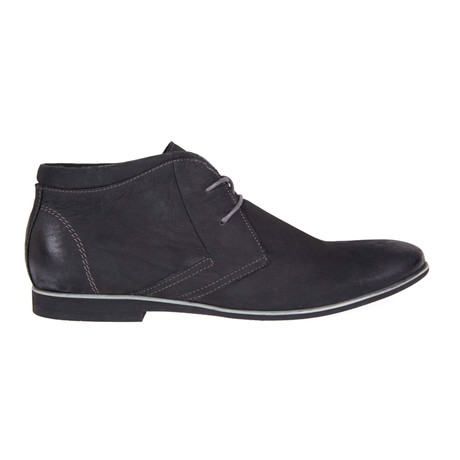 Nubuck Chukka // Black (Euro: 40)