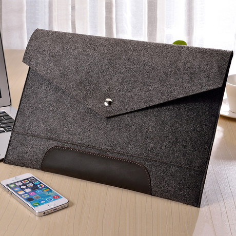 MacBook Sleeve // Felt (iPad Mini)