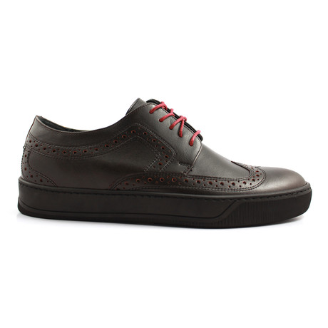 Brogue Derby // Brown (Euro: 40)