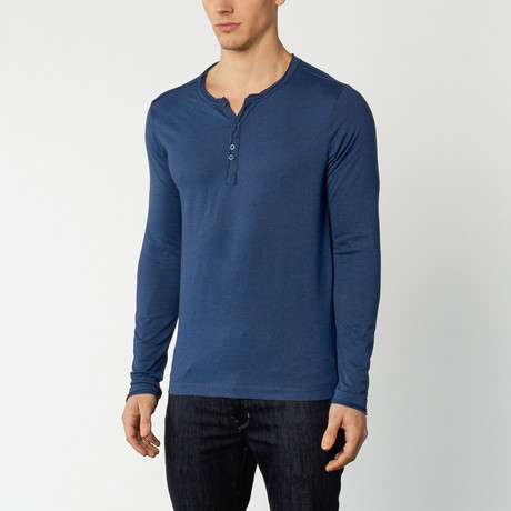 Raw Edge Henley // Navy (S)