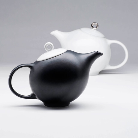 EVA Teapot (White Porcelain)