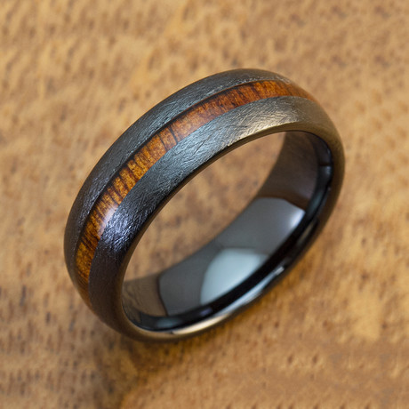 Brush Finish Black Ceramic + Hawaiian Koa Wood Ring // 7mm (Size 7.5)