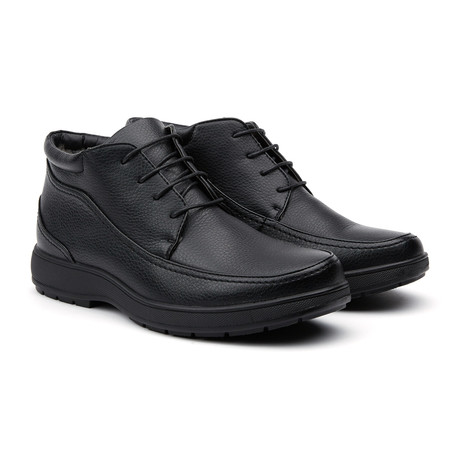 Shearling Lined Lace-Up Shoe // Black (US: 13)