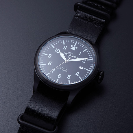 Vervolgen Manhattan Berg Vesuvius Air Blue - Precision Pilot's Watches - Touch of Modern