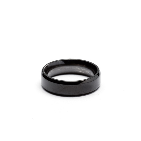 Noir Ring (Size 5)