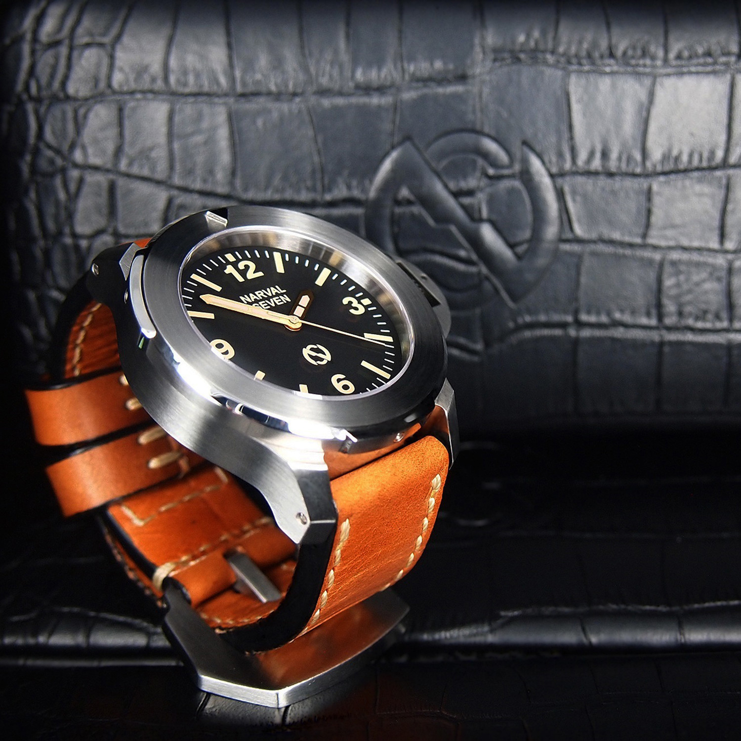 D10 Automatic Series // DV-100B - Narval Seven - Touch of Modern