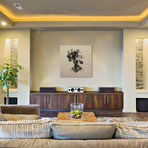 Scream I (18"W x 18"H x 0.75"D)