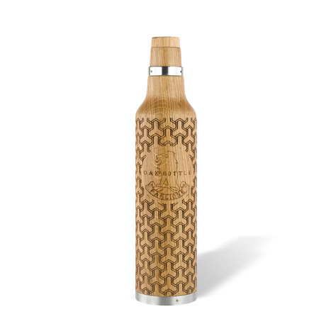 LUX Oak Bottle Master Infuser // Pinnacle