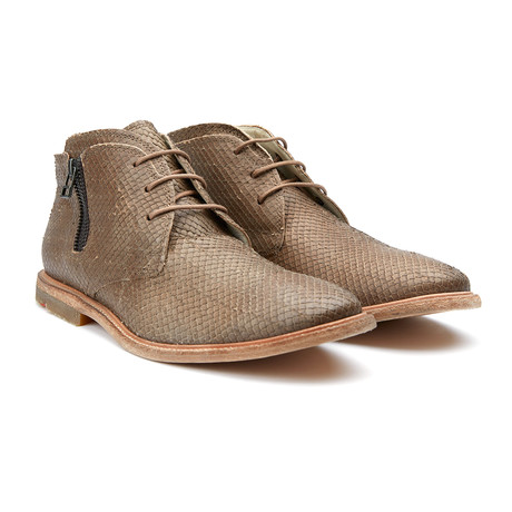 Hadrian Chukka Boot // Stone (US: 7)