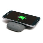 QiStone+ // Completely Wireless Portable Charger