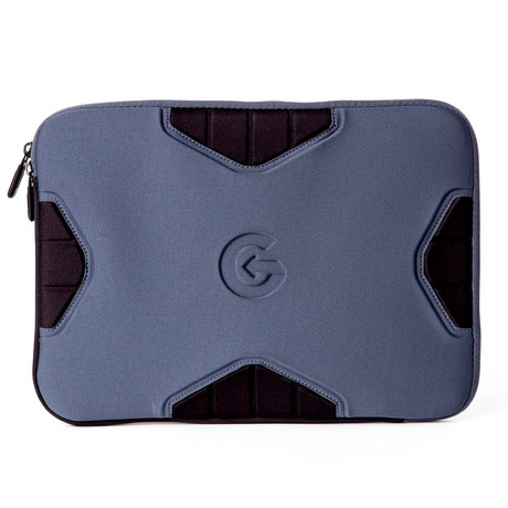 Hirola (MacBook Air 11 // Black)