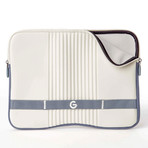 Gharial (10" iPad // Black)