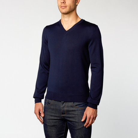 V-Neck Sweater // Navy (M)