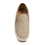 Dart // Taupe (US: 9.5)