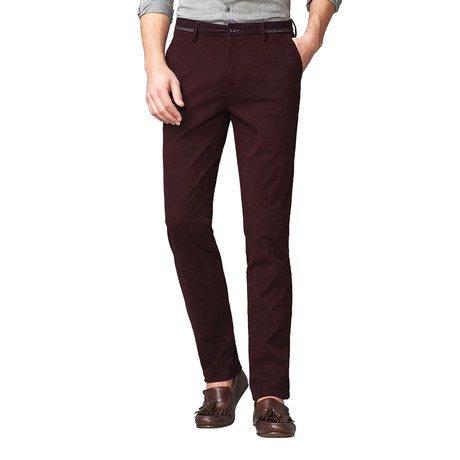 Modern Pant // Maroon (28WX41L)