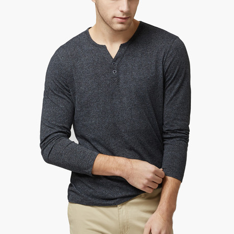 Henley Tee // Black (S)