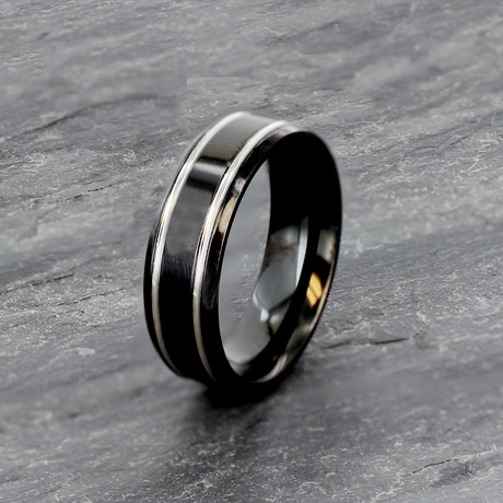 Black Titanium Ring // 7mm (Size 8)