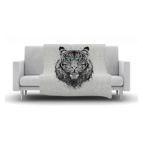 Tiger Gaze Fleece Blanket (50" x 60")