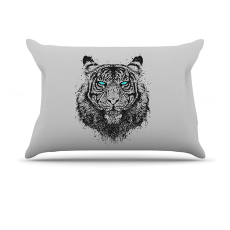 Tiger Gaze Pillow Case (Standard: 30" x 20")