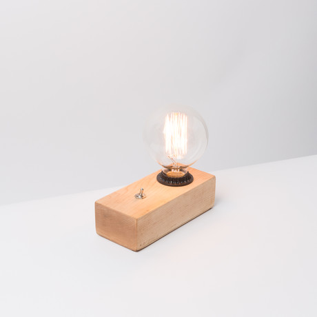 Maple Desktop Edison Lamp (Oval Bulb Style)