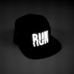 Run 5 Panel Cap // Grey