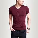 V-Neck Henley // Wine (L)