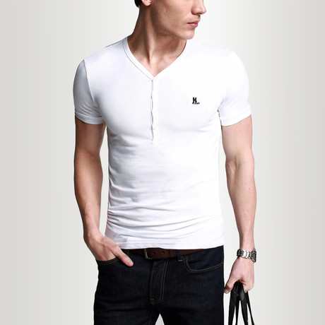 V-Neck Henley // White (M)
