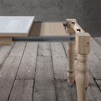 Classic Extendable Table