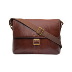 Vespucci Horizontal Messenger // Brown // Medium