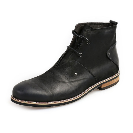 Herilios // Wayne Boot // Black (Euro: 38)