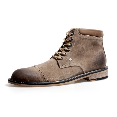 Herilios // Distress Boot // Apricot (Euro: 38)