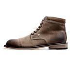 Herilios // Distress Boot // Apricot (Euro: 39)