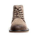 Herilios // Distress Boot // Apricot (Euro: 39)