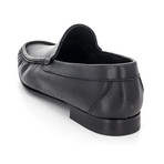 Classic Moccasin // Black (Euro: 43)