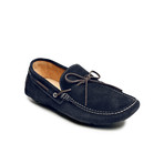 Classic Moccasin // Navy (Euro: 40)