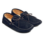 Classic Moccasin // Navy (Euro: 40)