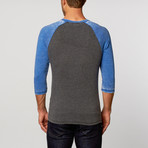 Burnout Crew Neck Raglan // Black Heather + Speed Blue Heather (S)