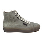 Country Light High Top // Grafite (Euro: 44)